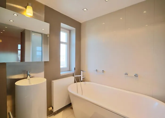 Luxury Penthouse With Heated Floors, Castle Views & Rooftop Terrace Appartement Praag