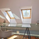 Luxury Penthouse With Heated Floors, Castle Views & Rooftop Terrace Apartman *
